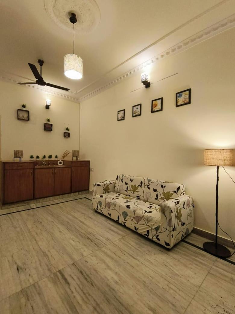Homestayz Daffodil Bangalore Bagian luar foto
